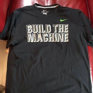 Black nike graphic tee